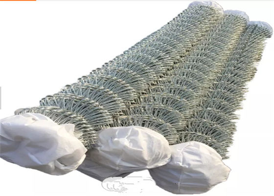 Clôture de Galvanised Chain Link de barrière de maillon de chaîne de l'anticorrosion 6FT 7FT 8FT